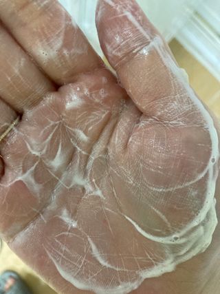 IO 아이오 오늘도 넌 순수해 - 약산성 클렌징폼 — 4점을 준 리뷰어가 2021년 2월 올린 사용 사진