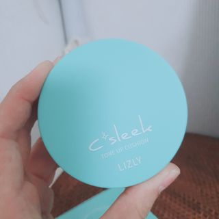 리즐리 씨슬릭 톤업 쿨링 쿠션 15g — 5점을 준 리뷰어가 2021년 9월 올린 사용 사진