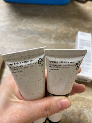 멈칫(MUMCHIT) 넥퍼퓸 NECKPERFUME 2가지 향 — 3.5점을 준 리뷰어가 2021년 11월 올린 사용 사진