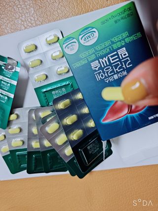 [경남제약헬스케어] 케어플러스 간건강엔 밀크씨슬 500mg 60정/2개월분/비타민B 5종+세레늄 — 5점을 준 리뷰어가 2024년 1월 올린 사용 사진