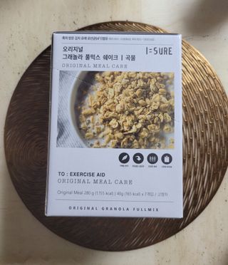 다미즐 [아이슈어] 맛있는 관리의 시작 그래놀라 풀믹스 쉐이크 4종 택 1/7일분/초콜릿, 고구마, 곡물, 바나나 — 4.5점을 준 리뷰어가 2021년 4월 올린 사용 사진