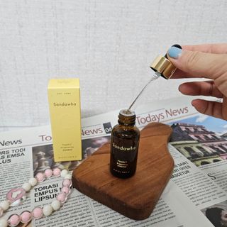 스킨큐어 산다화 비타민c 화이트닝 에센스 30ml — 5점을 준 리뷰어가 2023년 7월 올린 사용 사진