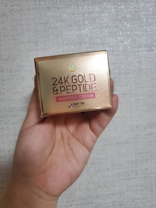아이앤립 / EYENLIP 아이앤립 24K 골드 N 펩타이드 앰플 크림 — 5점을 준 리뷰어가 2021년 5월 올린 사용 사진