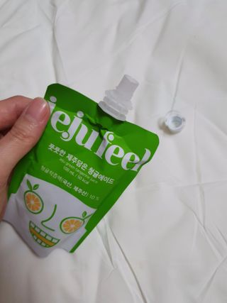 JEJUFEEL 풋풋한 제주담은 청귤에이드 — 5점을 준 리뷰어가 2022년 9월 올린 사용 사진