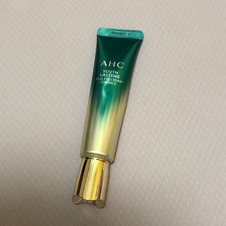 [NEW 탄력유턴 아이크림] AHC 유스 래스팅 리얼 아이크림 포 페이스 — 5점을 준 리뷰어가 2021년 2월 올린 사용 사진