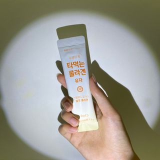 [음료수 대신 가능!]  빠르게 흡수되는 아임오 타먹는 콜라겐 1박스 — 5점을 준 리뷰어가 2023년 4월 올린 사용 사진