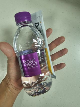 몽베스트 [MONTBEST] 330mL 20병 — 5점을 준 리뷰어가 2023년 7월 올린 사용 사진