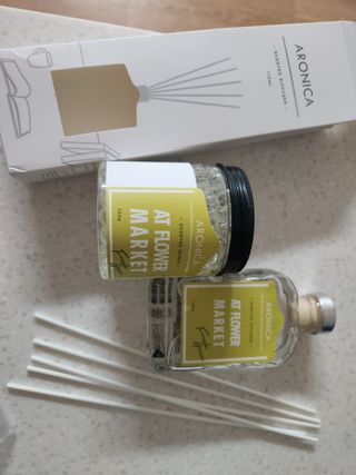 아로니카 센티드 디퓨저 110ml + 비즈방향제 200g SET — 5점을 준 리뷰어가 2023년 5월 올린 사용 사진