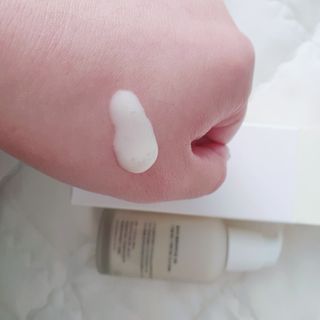 허블룸 콤부차 플랜트바이옴 비건 세럼 & 베지비타민앰플 — 5점을 준 리뷰어가 2021년 3월 올린 사용 사진