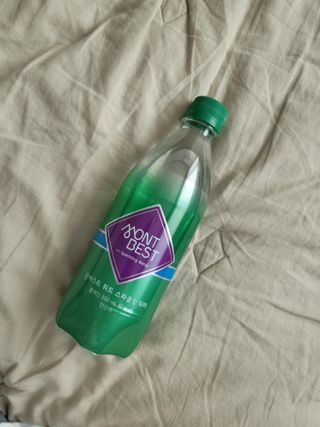 몽베스트 Montbest with Sparkling water Plain 20병 — 5점을 준 리뷰어가 2021년 11월 올린 사용 사진