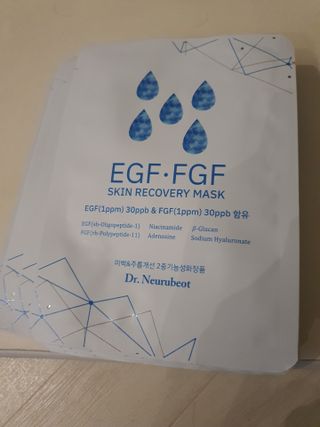 Dr.느루벗 느루벗 EGF FGF 스킨 리커버리 마스크 10장 — 5점을 준 리뷰어가 2021년 3월 올린 사용 사진