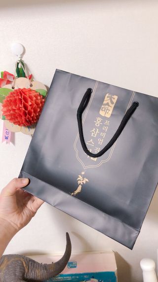 헬스업_천명진프리미엄홍삼스틱_10ml x 30포 — 5점을 준 리뷰어가 2021년 3월 올린 사용 사진