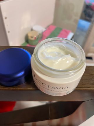 록타비아 Artisan Complete Face Cream — 3.5점을 준 리뷰어가 2024년 2월 올린 사용 사진