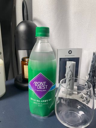 몽베스트 Montbest with Sparkling water Plain 20병 — 5점을 준 리뷰어가 2021년 10월 올린 사용 사진