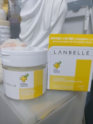 랑벨 비타 에너지 잡티 앰플 패드 65매 (투명하고 밝은 얼굴 광채패드) — 5점을 준 리뷰어가 2022년 6월 올린 사용 사진
