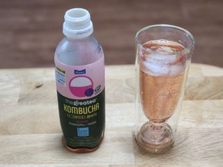 더그레잇티 콤부차 [매일유업] 더그레잇티 44kcal 콤부차 300ml *12개입 (오리지널 6개+베리리치 6개) — 5점을 준 리뷰어가 2023년 7월 올린 사용 사진