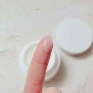 The Fact 더 팩트 내추럴 에스에프엔 에이틴 시니어 크림 — 5점을 준 리뷰어가 2021년 3월 올린 사용 사진