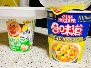 NISSIN 닛신 컵누들  4종 - 씨푸드오리지날, 씨푸드 스파이시, 씨푸드 커리, 씨푸드 XO소스 — 5점을 준 리뷰어가 2021년 12월 올린 사용 사진