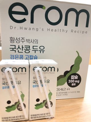 이롬 erom 황성주박사의 국산콩 두유 검은콩 고칼슘 — 5점을 준 리뷰어가 2020년 12월 올린 사용 사진
