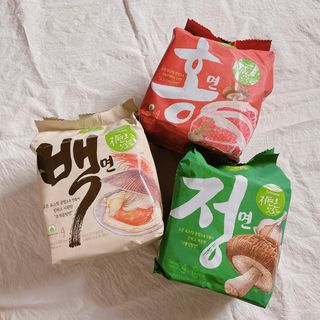 [풀무원] 자연은맛있다 정면, 백면, 홍면  세트 — 5점을 준 리뷰어가 2021년 4월 올린 사용 사진