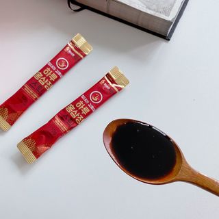 힘내라김홍삼 하루홍삼정스틱 10g x 30포 — 5점을 준 리뷰어가 2021년 6월 올린 사용 사진