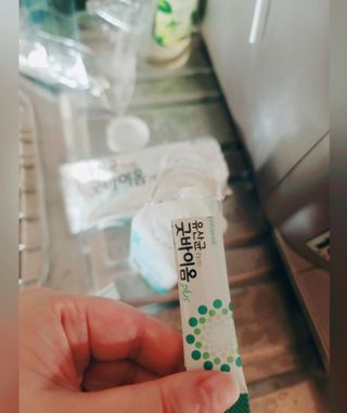 프리마인 유산균 국가지정연구소 선정, 살아있는 생유산균 200억 마리의 힘. 유산균n굿바이옴플러스 — 5점을 준 리뷰어가 2021년 9월 올린 사용 사진