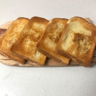 롯데제과 Vbread 포카치아식빵1개 + 미니식빵 1개 + 머핀 2개 세트 — 4.5점을 준 리뷰어가 2021년 9월 올린 사용 사진