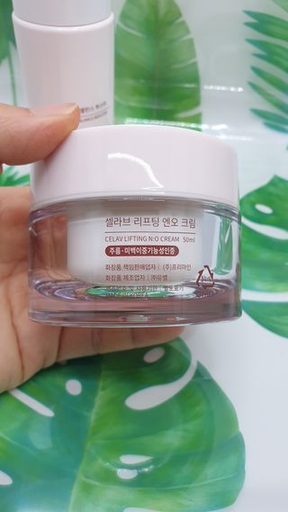 프리마인 바르기만 하면 철벽 스킨케어+24시간 마스크팩 효과. 셀라브 리제너레이팅 시스템 부스터+크림 세트 — 5점을 준 리뷰어가 2023년 6월 올린 사용 사진