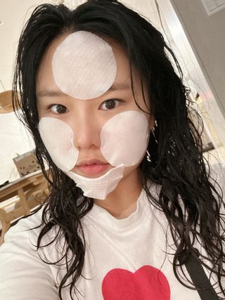 웰더마 프리미엄 콜라겐 하이드로 토너 패드 60매/1개 — 5점을 준 리뷰어가 2025년 7월 올린 사용 사진