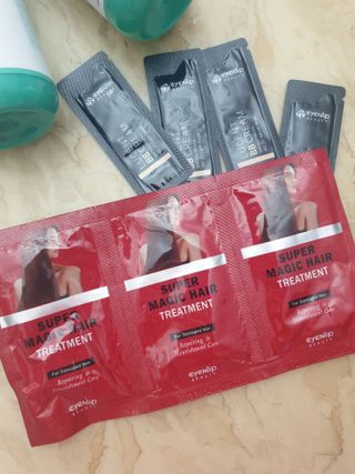 썸헤어 / SUMHAIR 썸헤어 데미지 클리닉 샴푸+트리트먼트 네롤리&민트티 — 4.5점을 준 리뷰어가 2021년 7월 올린 사용 사진