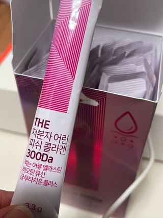 [닥터루템]THE 저분자 어린 피쉬콜라겐300Da 먹는 어류 엘라스틴 비오틴뮤신 글루타치온 플러스 1box(30포) — 4점을 준 리뷰어가 2023년 1월 올린 사용 사진