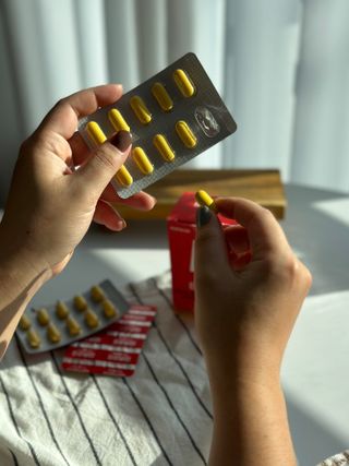 [경남제약헬스케어] 런칭기념 케어플러스 B로날린 1,000mg X 60정(2개월분)/비타민B군 — 5점을 준 리뷰어가 2023년 10월 올린 사용 사진
