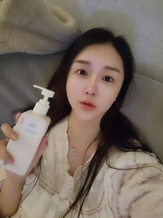 로우퀘스트 베리어 인핸싱 클렌저 190ml — 1점을 준 리뷰어가 2023년 11월 올린 사용 사진