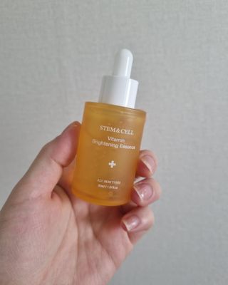 체르엠 스템앤셀 비타민 브라이트닝 에센스 30ml 1개 — 5점을 준 리뷰어가 2021년 9월 올린 사용 사진