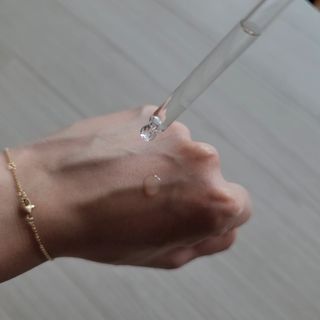 스킨큐어 산다화 비타민c 화이트닝 에센스 30ml — 5점을 준 리뷰어가 2023년 7월 올린 사용 사진