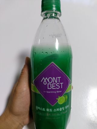 몽베스트 Montbest with Sparkling water Lime20병 — 5점을 준 리뷰어가 2021년 10월 올린 사용 사진