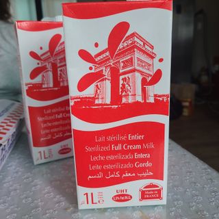 락티노브 프랑스에서 온 프리미엄 우유 래드바쉬 멸균우유 1L x 4개 — 5점을 준 리뷰어가 2021년 11월 올린 사용 사진