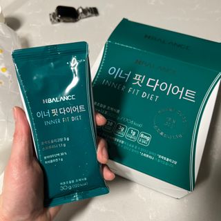하나마이 이너핏 다이어트 30g x 14포 올인원 체중조절용 쉐이크 / 프락토올리고당+스피루리나 함유 피부탄력 까지~ — 5점을 준 리뷰어가 2023년 3월 올린 사용 사진