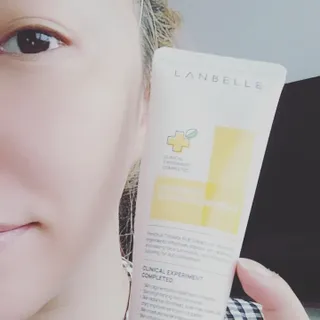 랑벨 비타 에너지 잡티 크림 75ml (피부 속 기미완화크림) — 4점을 준 리뷰어가 2022년 6월 올린 사용 사진