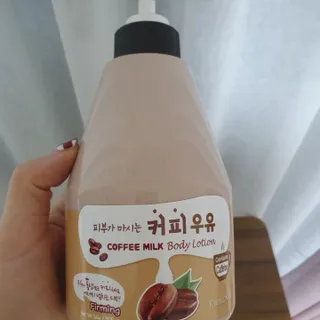 [과일나라] 피부가 마시는 커피우유 바디클렌저&바디로션 — 5점을 준 리뷰어가 2022년 3월 올린 사용 사진