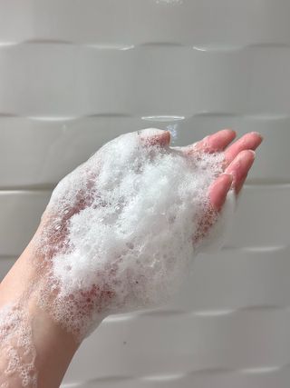 [닥터문] 센텔라 시카케어 화이트머스크 바디워시 1000ml — 4.5점을 준 리뷰어가 2023년 6월 올린 사용 사진