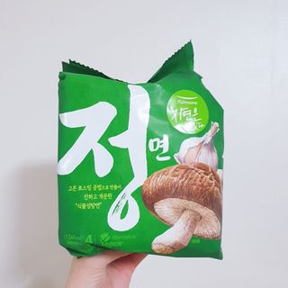 [풀무원] 자연은맛있다 정면, 백면, 홍면  세트 — 5점을 준 리뷰어가 2021년 4월 올린 사용 사진