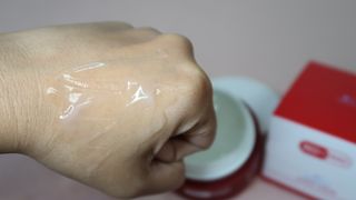 레드투래드 센서티브 슈퍼 크림 50ml — 4점을 준 리뷰어가 2021년 10월 올린 사용 사진