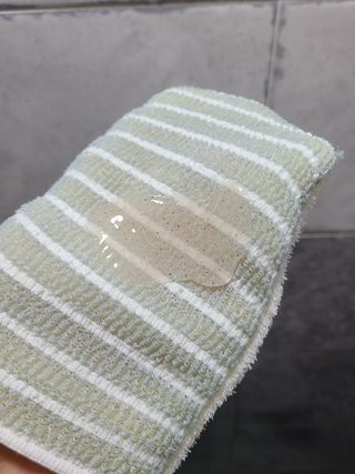 벨먼 내추럴스파 수분광채 스크럽 바디워시 600ml 5종 — 5점을 준 리뷰어가 2022년 5월 올린 사용 사진