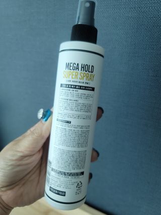 다슈코리아 다슈 포 맨 프리미엄 메가 홀드 슈퍼 스프레이 250ml — 5점을 준 리뷰어가 2021년 6월 올린 사용 사진