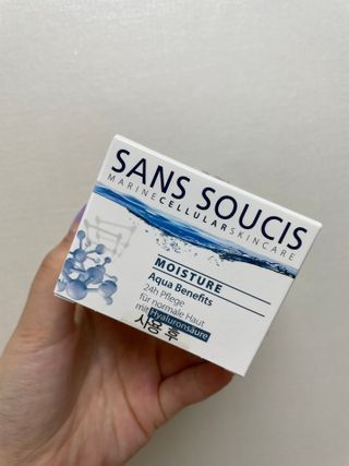산수시 아쿠아 베네핏 24h 수부지 물광 속건조 수분크림 50ml — 5점을 준 리뷰어가 2021년 7월 올린 사용 사진