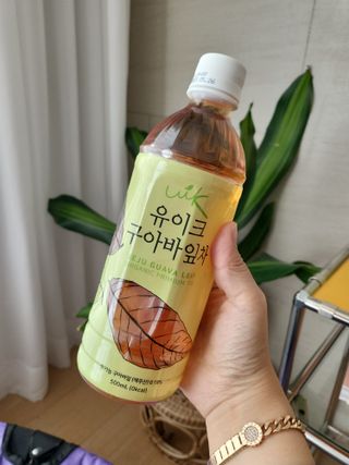 소담스퀘어 상암 제로카페인x제로칼로리 제주 유기농 유이크 구아바잎차 500ml x 6개입 (1박스) — 5점을 준 리뷰어가 2022년 11월 올린 사용 사진