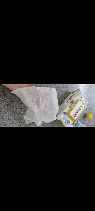 킨도 아기 물티슈 골드 일반형 — 5점을 준 리뷰어가 2021년 8월 올린 사용 사진