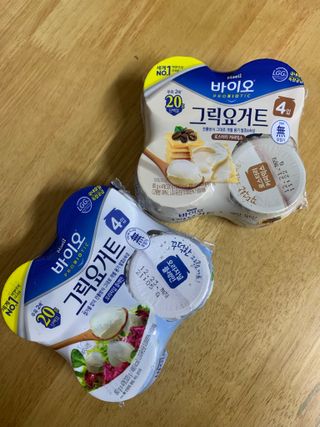 매일바이오 그릭요거트 오리지널 플레인 4개, 로스터리 커피믹스 4개 — 5점을 준 리뷰어가 2021년 12월 올린 사용 사진