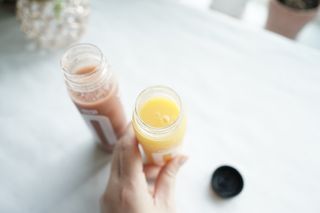 BLENDY'S 핑크 스무디+블론디 스무디 — 4점을 준 리뷰어가 2021년 12월 올린 사용 사진
